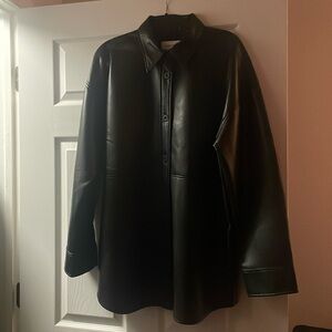 ARITZIA (Babaton) Vegan Leather Shirt Jacket (BLACK)